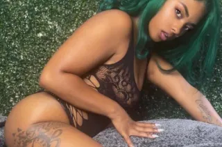 Mz.hunnybunny new in town - Image 3